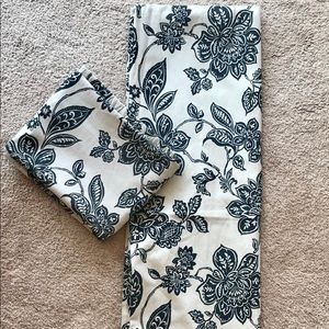 🌵Threshold Curtains Cream and Black Floral Print